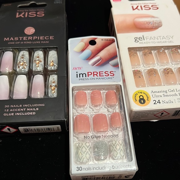 Other - 3 set of kiss press on nails